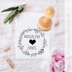 Hochzeit Stempel – mit Namen und Herz- Einladung Hochzeit – personalisiert – Holzstempel – Motiv: 455