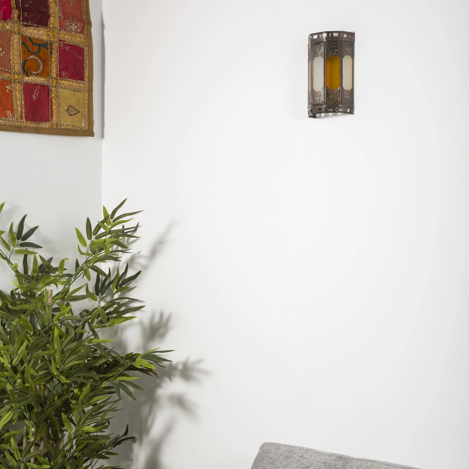 Arabische Wandleuchte aus weißem und senffarbenem Glas – Bild 5